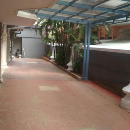A.R Residency Hotel Chennai Luaran gambar