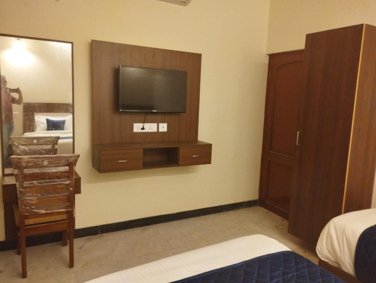 A.R Residency Hotel Chennai Luaran gambar